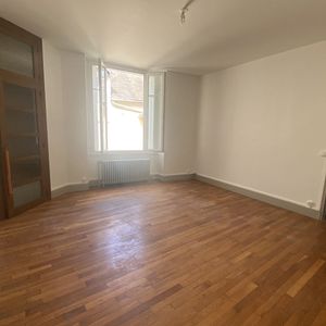 Location Appartement 2 pièces 67m² - Photo 2