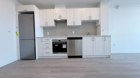 For Lease - 461 Green Rd Road Unit# 1208, Hamilton, Ontario - Photo 4