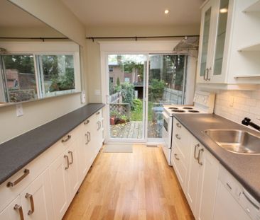 For Lease - 31 Hiawatha Road, Toronto, Ontario - Photo 6