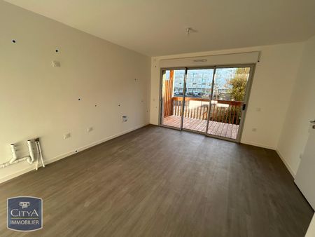 Location Appartement 2 pièces 38m² POITIERS 86000 - Photo 2