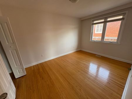 For Lease - 100 Snowood Court, Toronto, Ontario - Photo 4