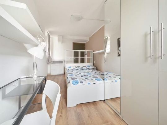 Via Ernesto Breda, Milan, Lombardy 20126 - Photo 1