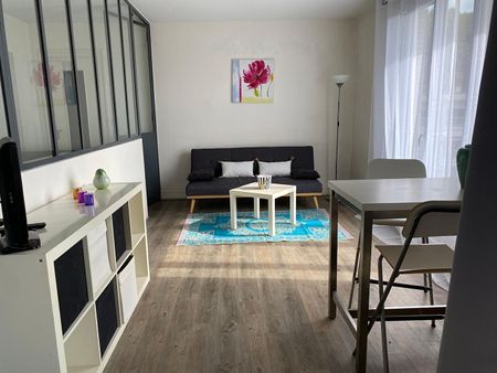 Location Appartement 2 pièces 40m² - Photo 2