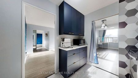 For Lease - 5 Shady Golfway N/A Unit# 715, Toronto, Ontario - Photo 4