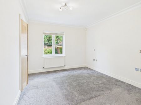 North Park, Chalfont St. Peter, Gerrards Cross,SL9 - Photo 4