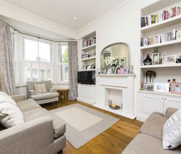 Merton Road, SW18, London - Photo 1
