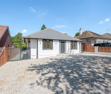 To Let 5 Bed Bungalow - Detached - Photo 6