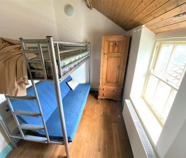 3 bedroom terraced house to rent - Photo 2