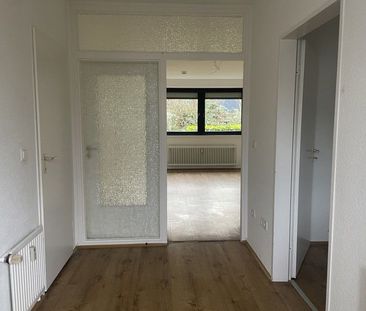 Sehr schönes, kleines Apartment für Senioren ab 65 Jahren mit Wohnb... - Photo 1