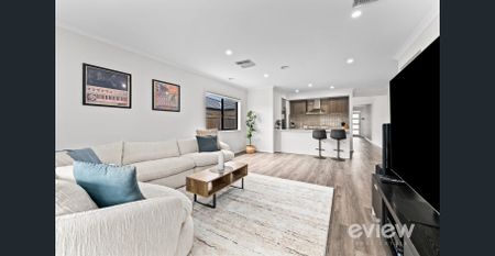 Beautiful Family home in Jubilee Estate! - Photo 3