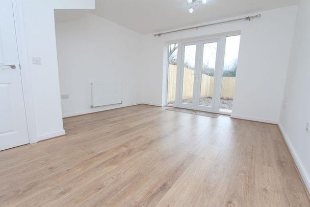 2 bedroom semi-detached house to rent - Photo 1