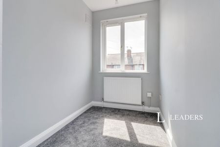 3 bedroom house to rent Limehurst Avenue, LE11 - Photo 5