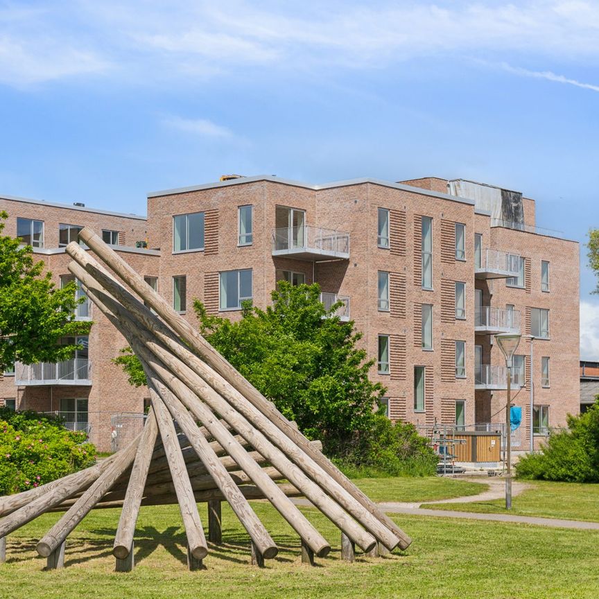 Flot nyopført 3-værelses i Strandhusene - Foto 1