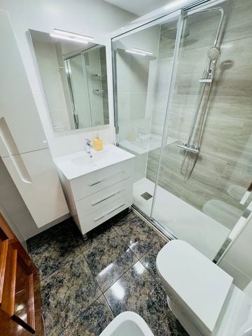 Avinguda de la Verge de Montserrat, El Prat de Llobregat, Catalonia 08820 - Photo 4