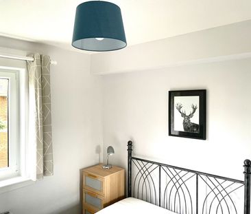 1 Bed Flat, Sheriff Park, EH6 - Photo 2