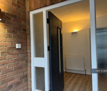 4 bedroom bungalow to rent - Photo 3