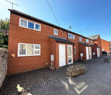 2 bedroom end of terrace house to rent - Photo 4