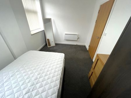 Cross Street, Preston - Photo 4