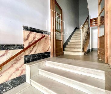 Ático de alquiler en Del Peso, Barrio del Centro - Photo 2