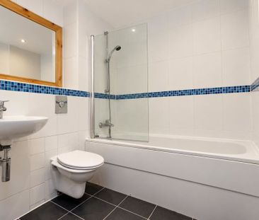 Waterloo Court, Leeds City Centre, LS10 1QN - Photo 5
