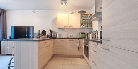 Appartement te huur in Arlon voor € 850 met 1 slaapkamer - Photo 4