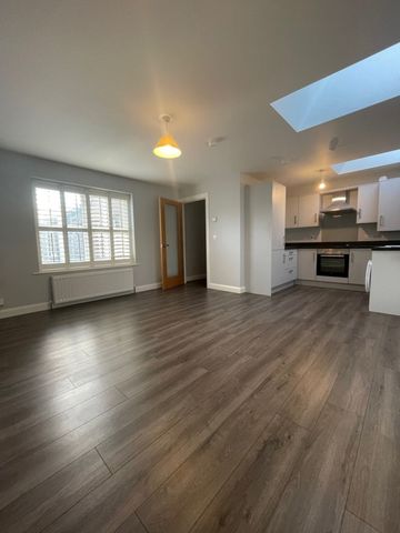 7 Newtownbreda Grove, Belfast, BT8 6BP - Photo 2