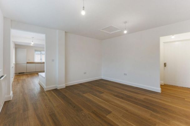 1 bedroom property to rent - Photo 1