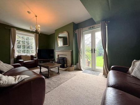 6 bedroom detached house to rent - Photo 2