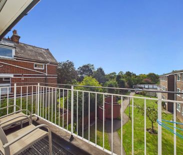 The Chilterns, Bromley, BR1, London - Photo 1