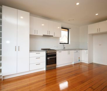 Stunning family home. - Photo 1