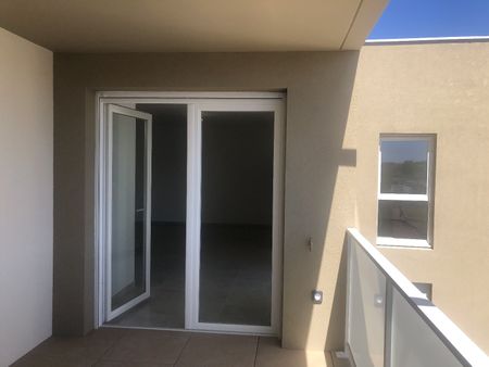 Location Appartement 1 pièce 38m² BEZIERS 34500 - Photo 5