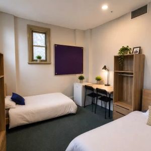 Double Room - Photo 2