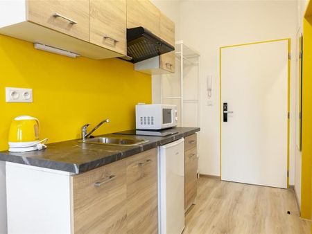 Pronájem bytu 1+kk 22 m2 - Photo 2