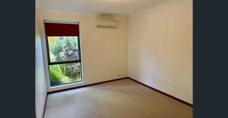 Low-Maintenance Living Close to River and Transport - Photo 5