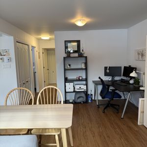 Grand 3 ½ Lumineux – Internet + Stationn - Photo 2