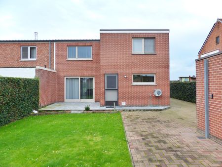 Woning met 3-slpks., tuin, garage en magazijn in Stevoort - Photo 3