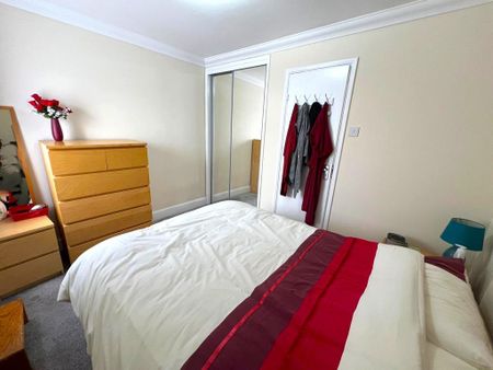 2 bedroom detached house to rent - Photo 5