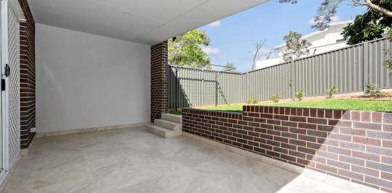 Brand New Duplex Unrivalled In Luxury & Design - Photo 2