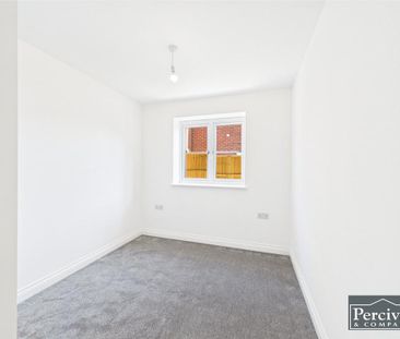 3 bedroom detached house to rent - Photo 4