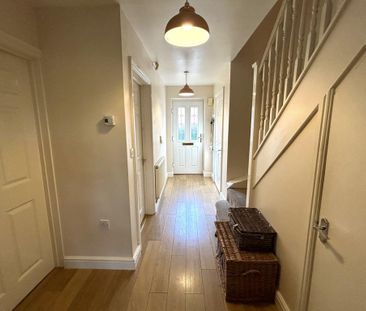 4 bedroom detached house to rent - Photo 4
