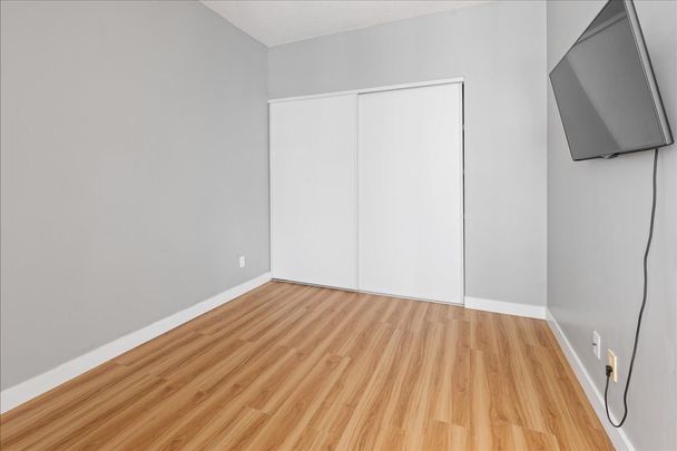 For Lease - 33 Charles Street Unit# 811, Toronto, Ontario - Photo 1