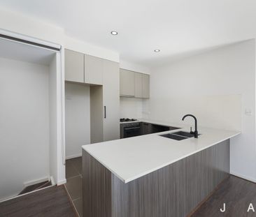 Stylish and Modern Three Story Living - Photo 2