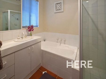 5/17 Kinsella Street, Joondanna WA 6060 - Photo 5
