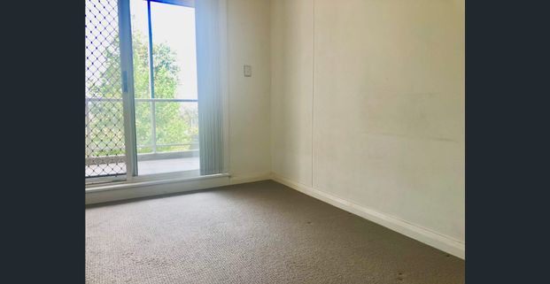 Comfortable 1 bedroom and 1 study room apartment for rent - Photo 1