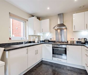 Modern one bedroom apartment in a convenient location for the town ... - Photo 5