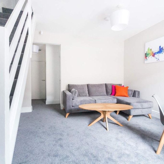 3 bedroom terraced house to rent - Photo 1