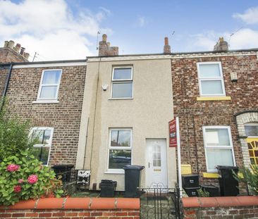 Terraced House to rent on - Photo 6