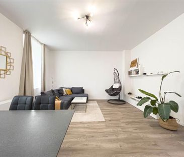 Charmante 3-Zimmer-Altbauwohnung 2022 Saniert - Photo 2