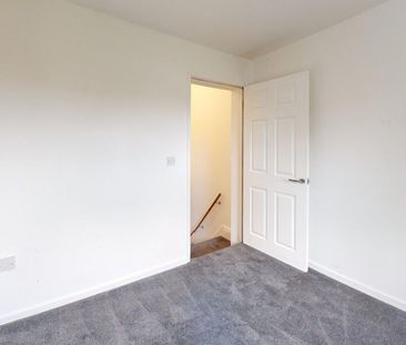 To Let: 2 Bedroom Flat Murray Street, Hartlepool, County Durham, TS... - Photo 4