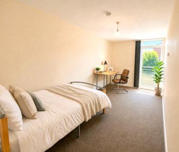 5 bed Flat 5 Montgomery Place, 33 Montgomery Terrace Road - Photo 6